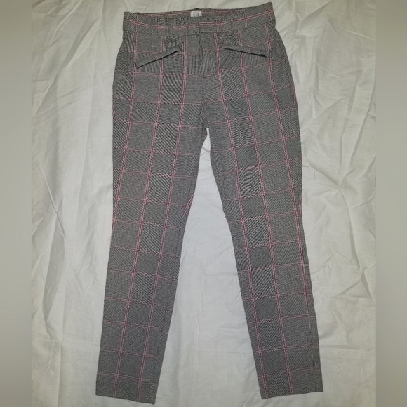 GAP Signature Skinny Ankle pants in red/black plaid, size 2 - Picture 2 of 7